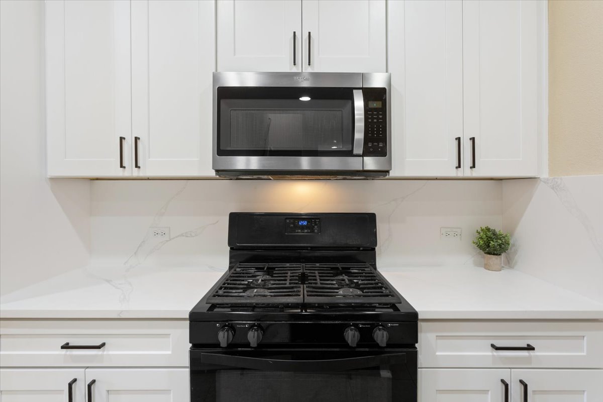 1024 Chad Loop Round Rock, TX 78665 - Photo 10 of 29