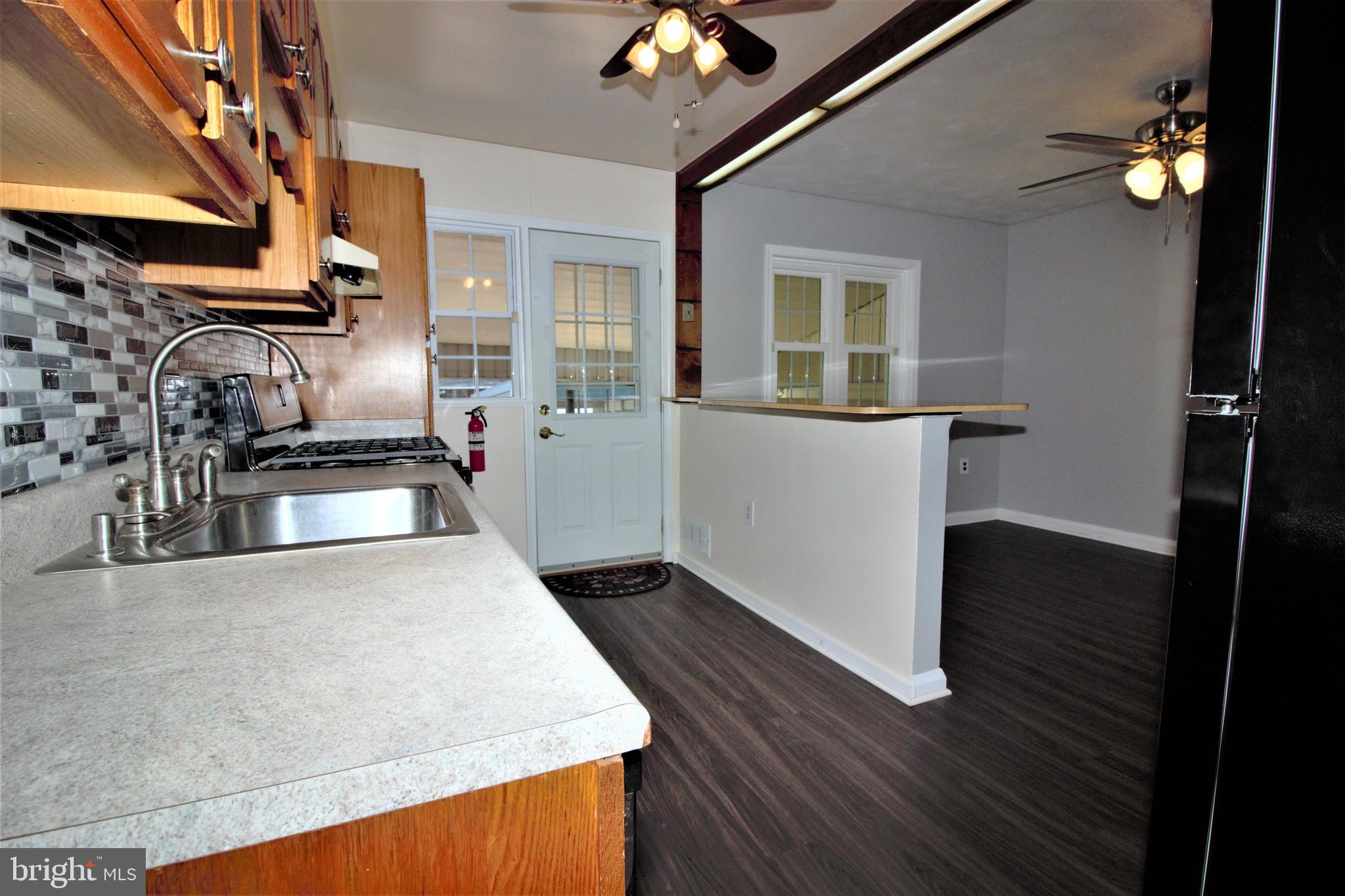 1961 Wareham Road Baltimore, MD 21222 - Photo 12 of 50