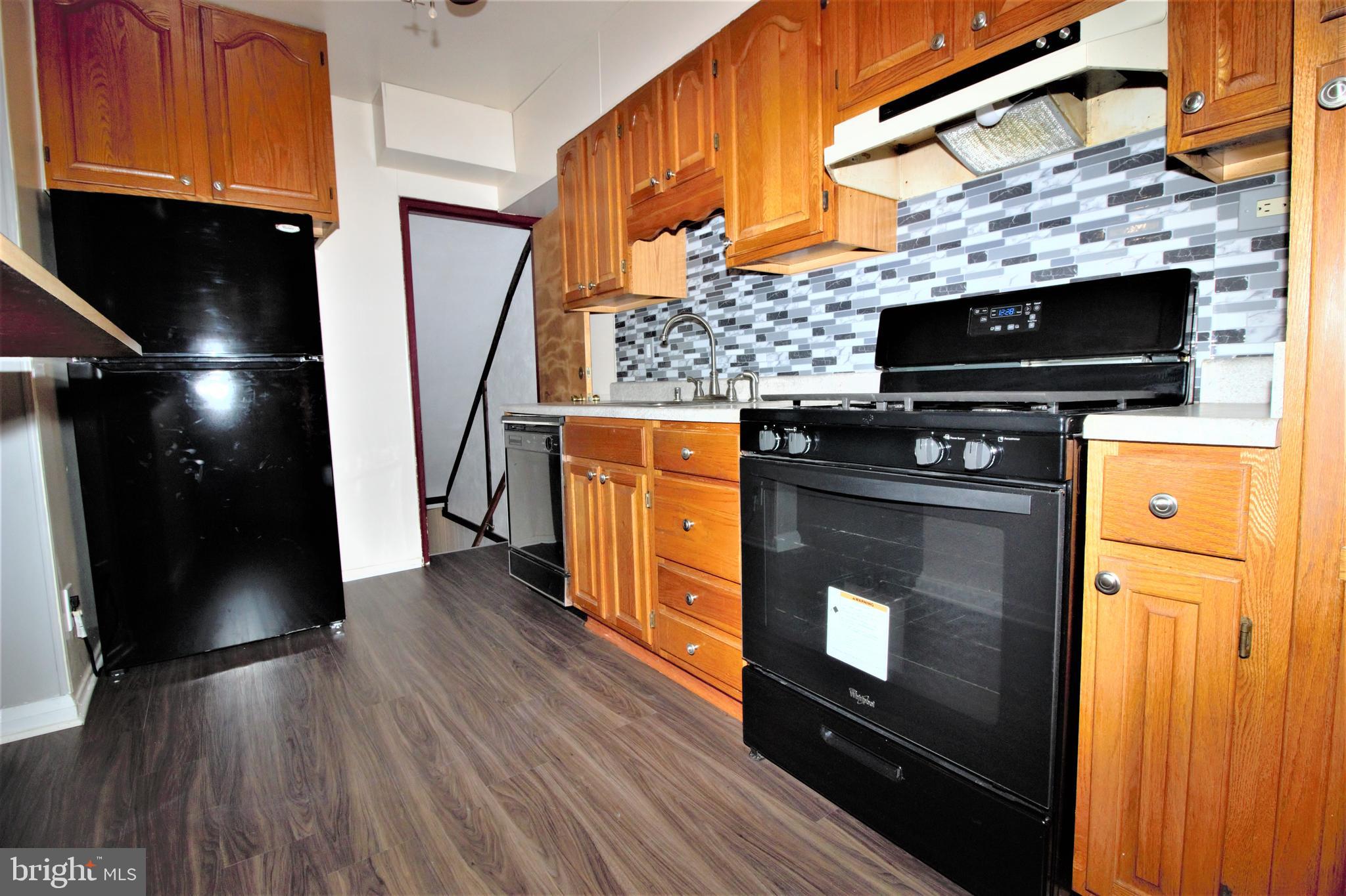 1961 Wareham Road Baltimore, MD 21222 - Photo 9 of 50
