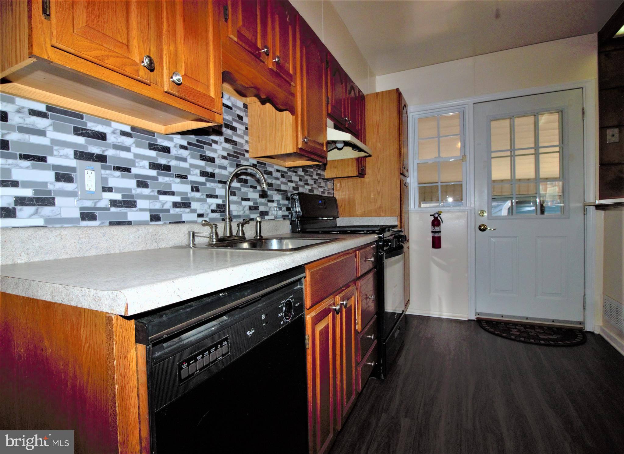 1961 Wareham Road Baltimore, MD 21222 - Photo 10 of 50