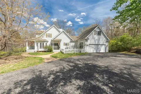 $730,000 | 136 Crescent Bluff Drive, Eureka, MO 63025