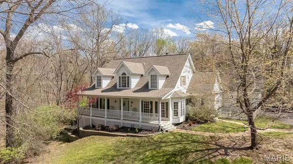 $750,000 | 136 Crescent Bluff Drive, Eureka, MO 63025