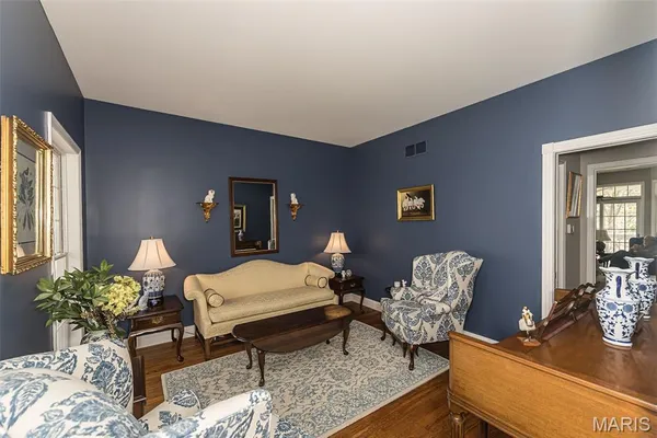 $750,000 | 136 Crescent Bluff Drive, Eureka, MO 63025