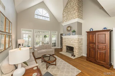 $730,000 | 136 Crescent Bluff Drive, Eureka, MO 63025