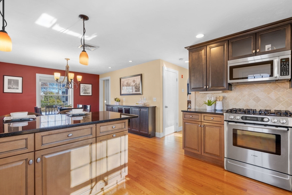 292 Appleton Street Arlington, MA 02476 - Photo 12 of 39