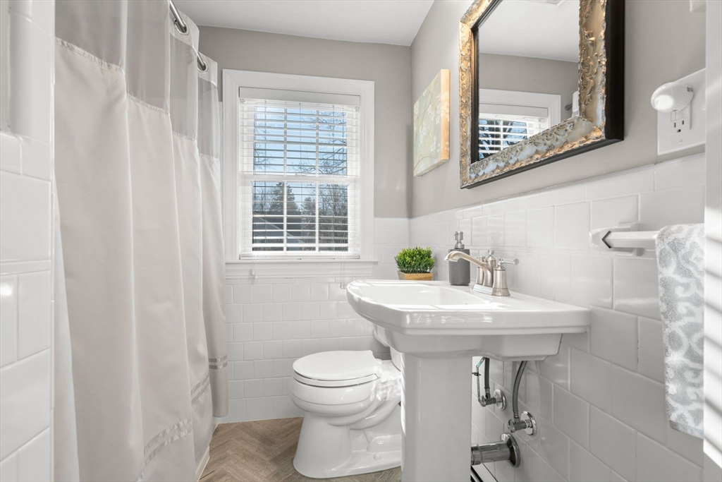 292 Appleton Street Arlington, MA 02476 - Photo 20 of 39