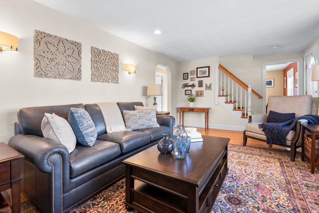 292 Appleton Street Arlington, MA 02476 - Photo 8 of 39