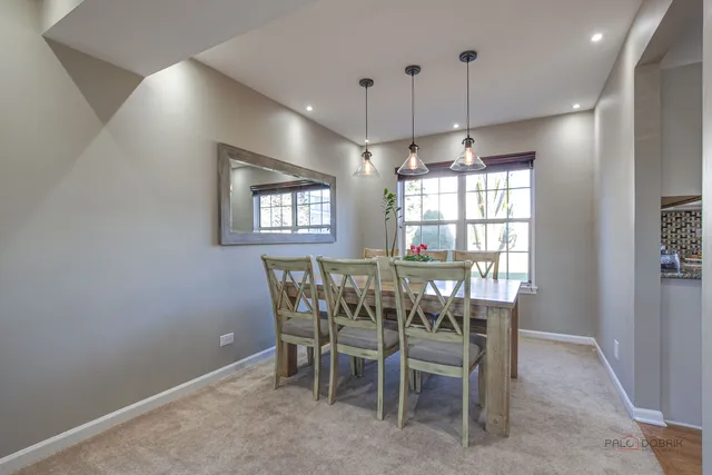 $339,900 | 6291 Eagle Ridge Drive, Gurnee, IL 60031