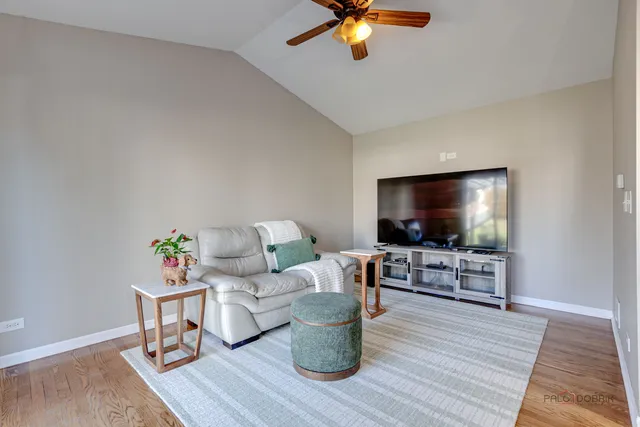 $339,900 | 6291 Eagle Ridge Drive, Gurnee, IL 60031