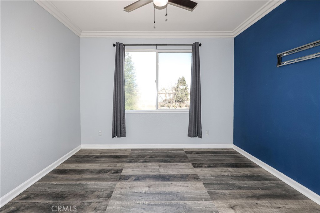 1367 Esplanade Drive Merced, CA 95348 - Photo 39 of 51 a view of an empty room and window