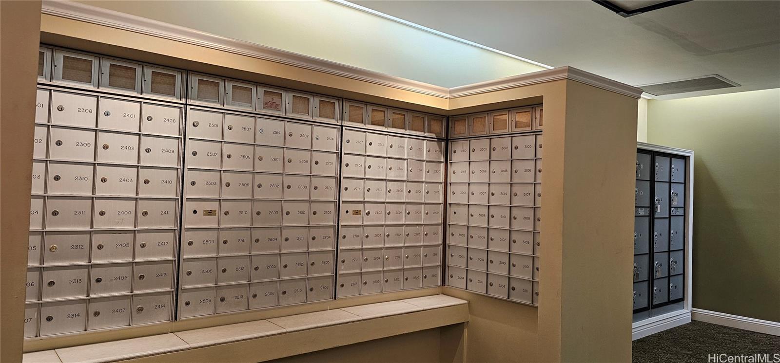 2240 Kūhiō Avenue, Unit 905 Honolulu, HI 96815 - Photo 11 of 18 a view of a bathroom