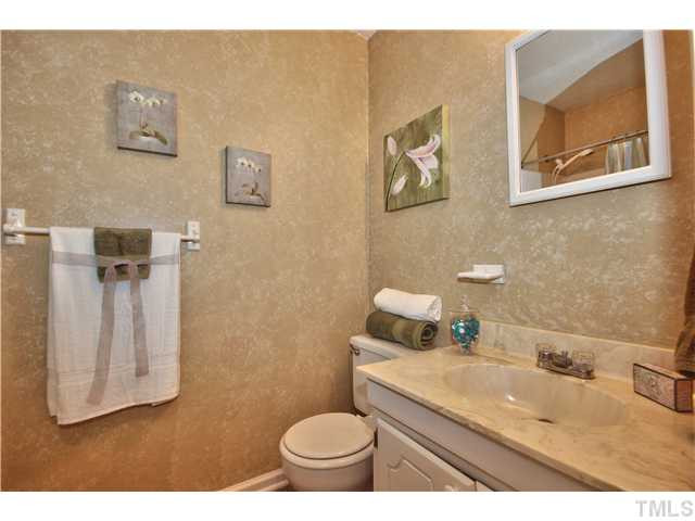 4940 McCormick Road Durham, NC 27713 - Photo 10 of 19 Bathroom