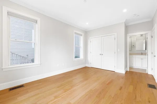 $775,000 | 109 Ellington Street, Unit 1, Boston, MA 02121