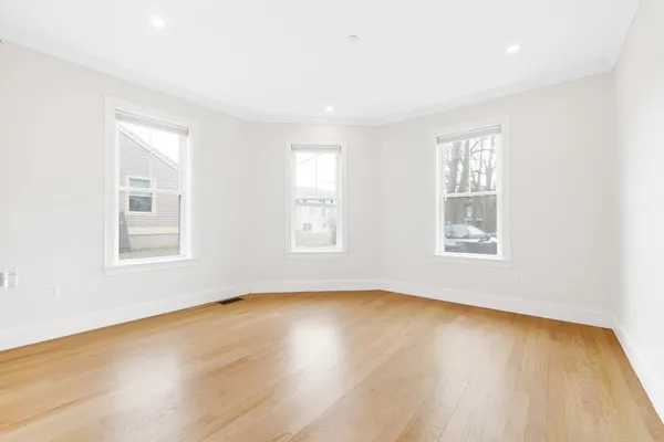 $775,000 | 109 Ellington Street, Unit 1, Boston, MA 02121