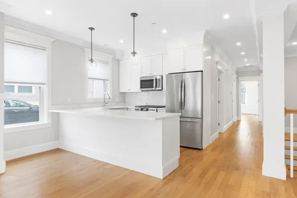 $775,000 | 109 Ellington Street, Unit 1, Boston, MA 02121