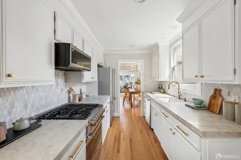 $5,995,000 | 2063-2065 Broadway, San Francisco, CA 94115