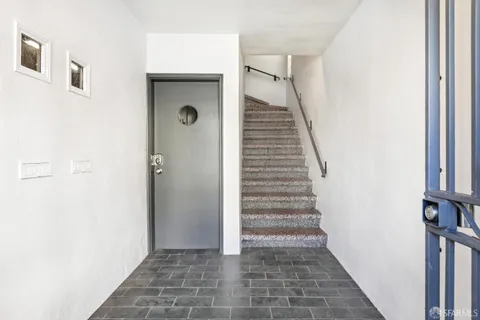 $5,995,000 | 2063-2065 Broadway, San Francisco, CA 94115