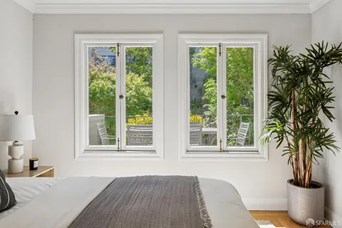 $5,995,000 | 2063-2065 Broadway, San Francisco, CA 94115