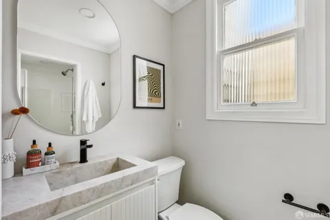 $5,995,000 | 2063-2065 Broadway, San Francisco, CA 94115