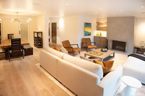 $5,995,000 | 2063-2065 Broadway, San Francisco, CA 94115