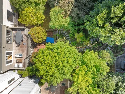 $5,995,000 | 2063-2065 Broadway, San Francisco, CA 94115