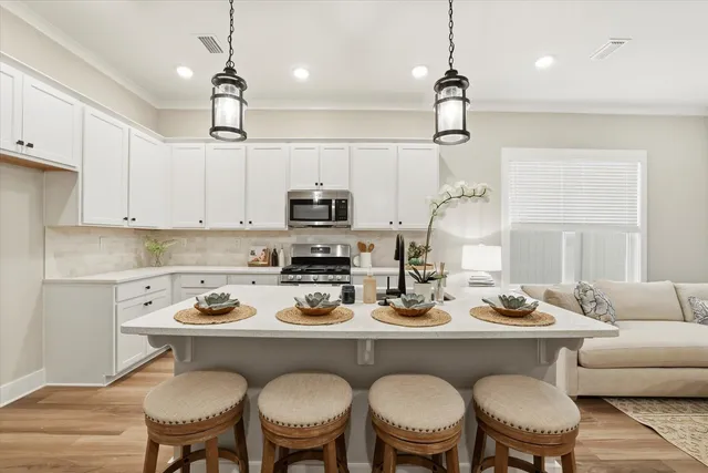 $425,000 | 4061 Four Oaks Boulevard, Tallahassee, FL 32311