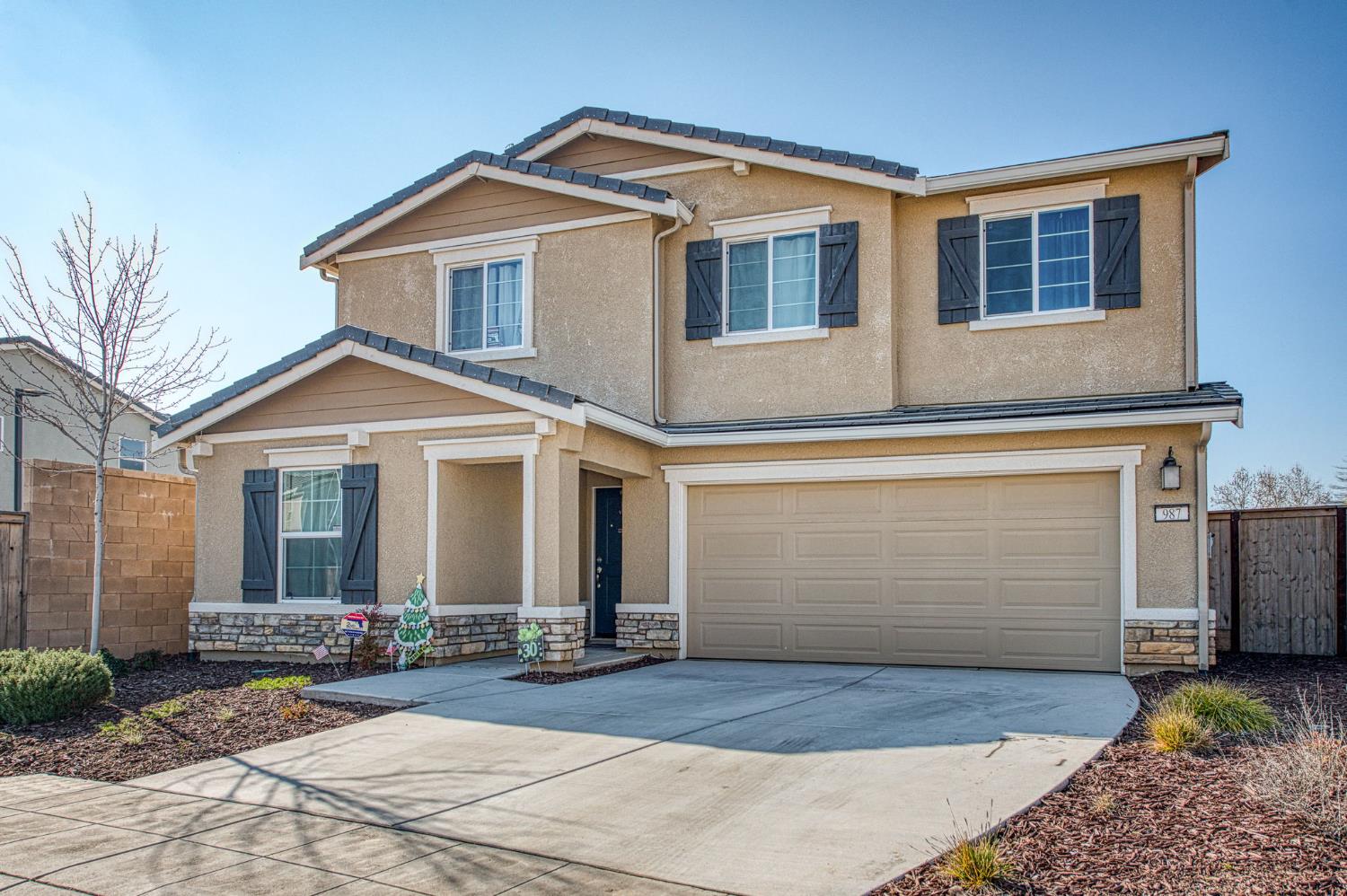 987 North Filbert Avenue Fresno, CA 93727 - Photo 6 of 12