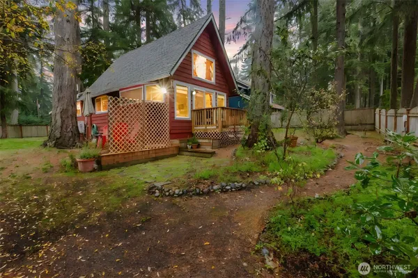 $329,000 | 1822 190th Avenue Southwest, Lakebay, WA 98349