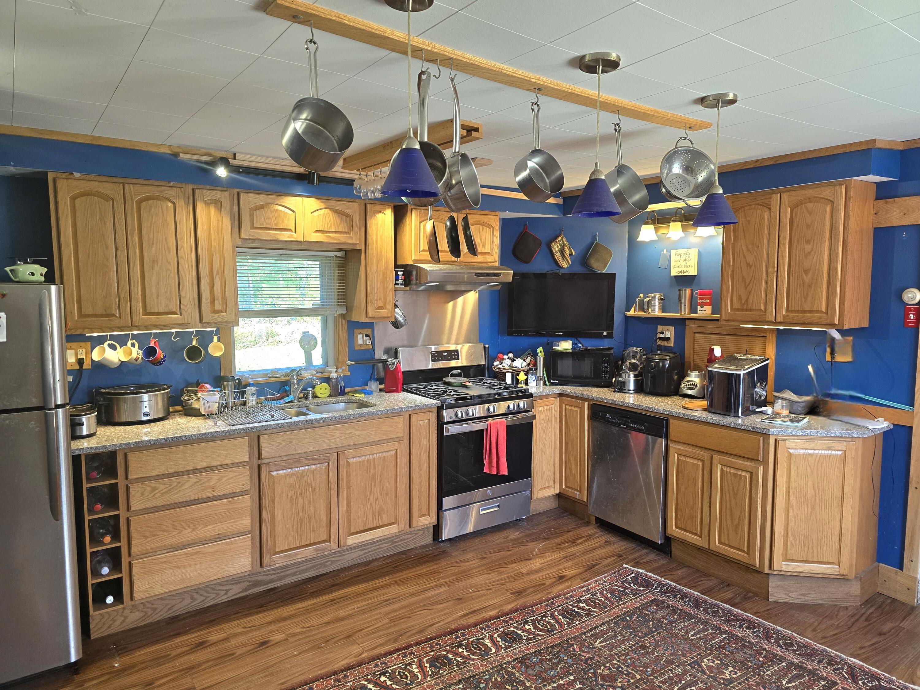 346 North Parish Road Turner, ME 04282 - Photo 5 of 25 20240903_150426