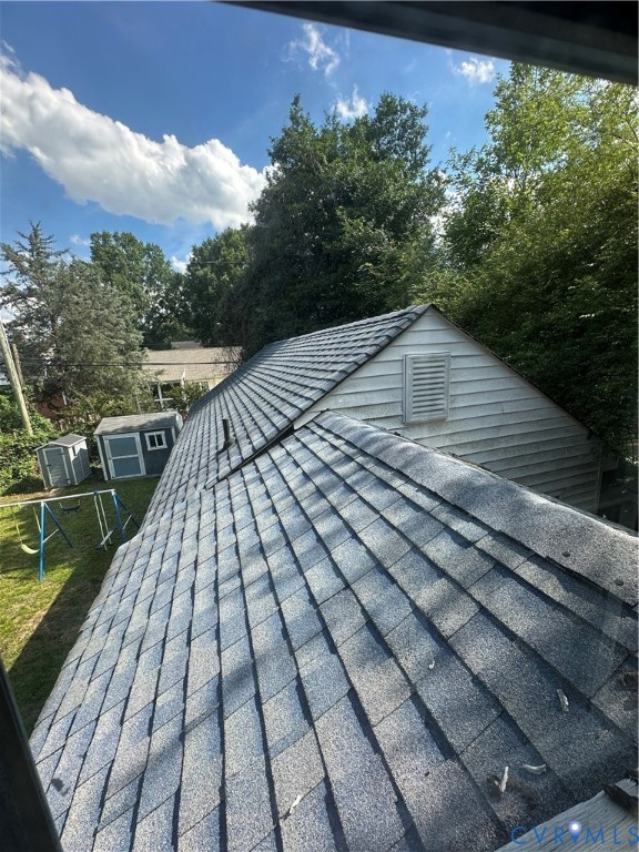 2107 Barclay Road Henrico, VA 23228 - Photo 30 of 36 50 year shingles!