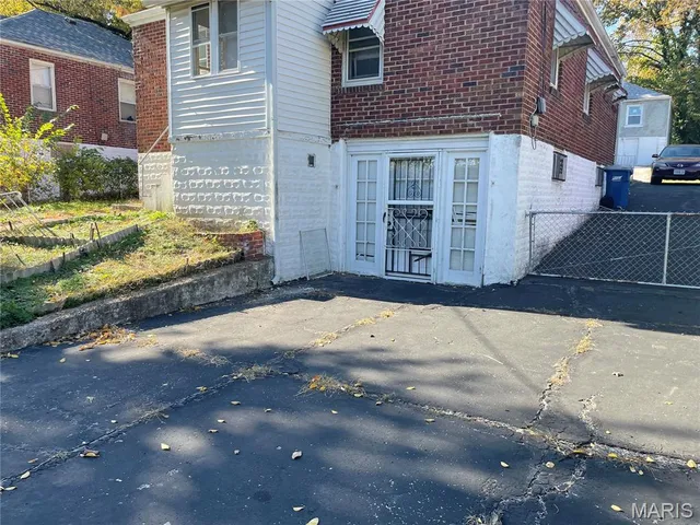 $75,000 | 5218 Fletcher Street, Jennings, MO 63136