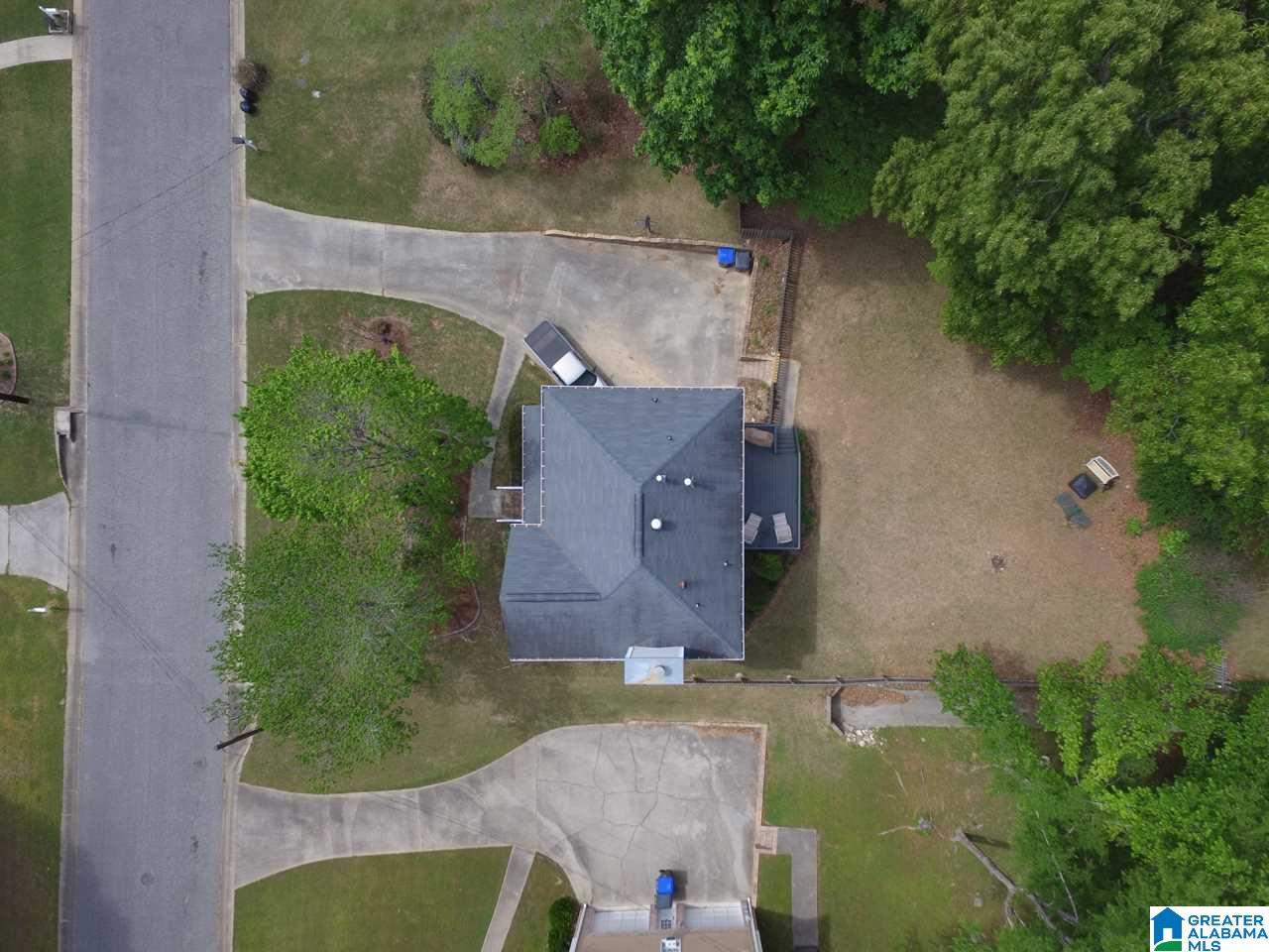 1009 Colonial Drive Alabaster, AL 35007 - Photo 34 of 37