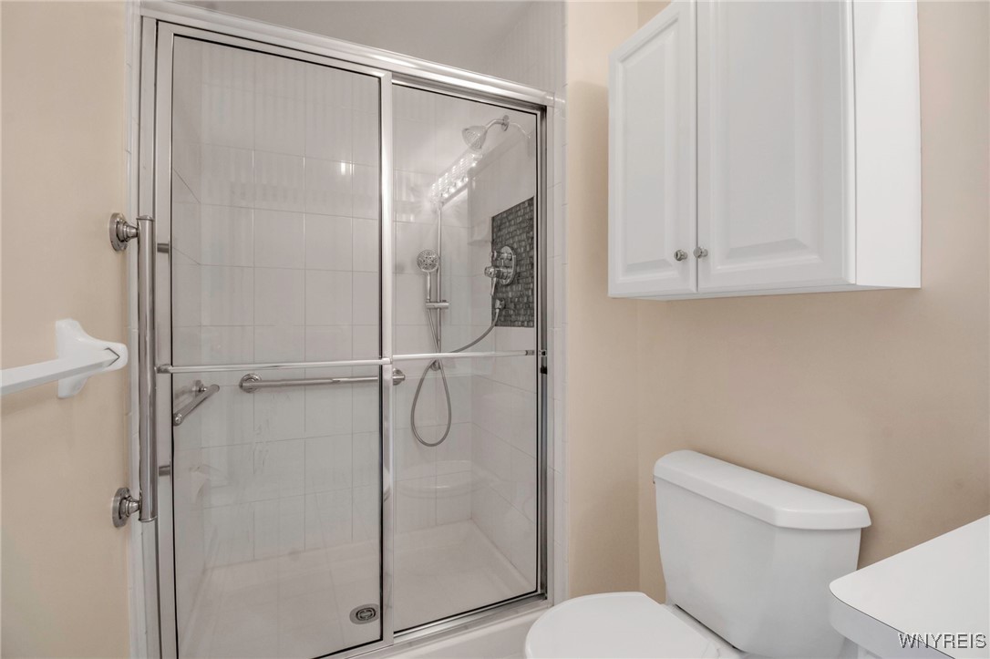 950 Hopkins Road, Unit E Amherst, NY 14221 - Photo 18 of 27