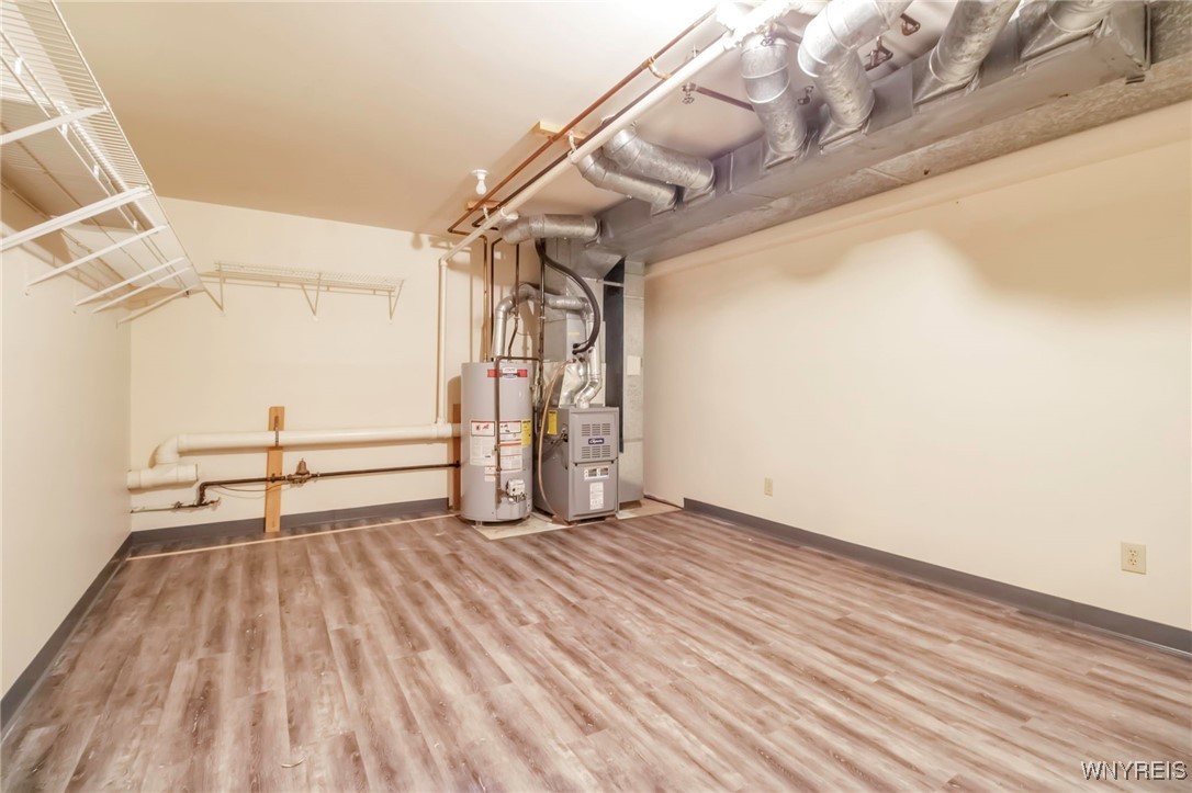 950 Hopkins Road, Unit E Amherst, NY 14221 - Photo 22 of 27