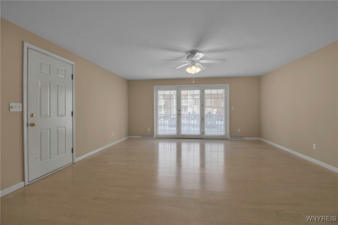 950 Hopkins Road, Unit E Amherst, NY 14221 - Photo 3 of 27