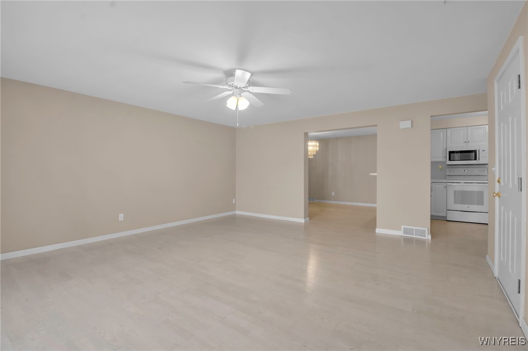 950 Hopkins Road, Unit E Amherst, NY 14221 - Photo 5 of 27