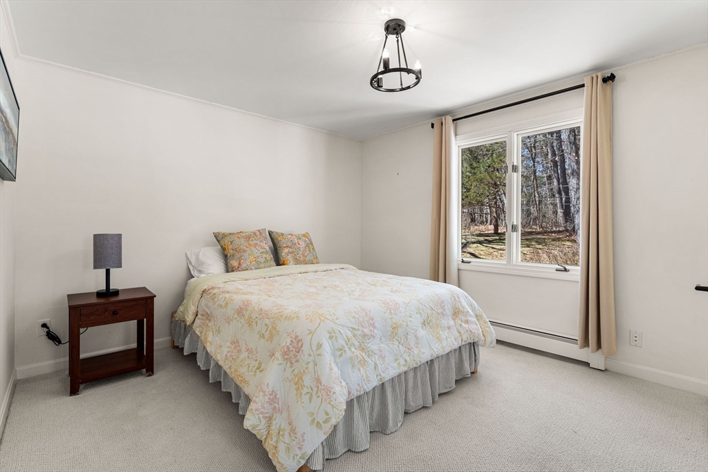 16 Beaver Pond Road Beverly, MA 01915 - Photo 22 of 32