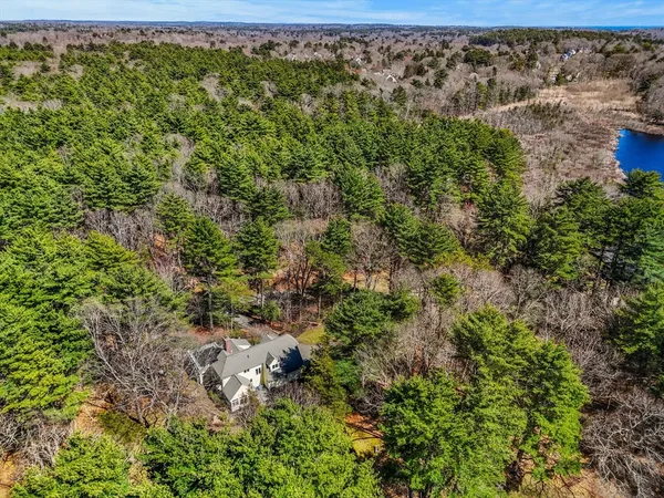 $1,200,000 | 16 Beaver Pond Road, Beverly, MA 01915