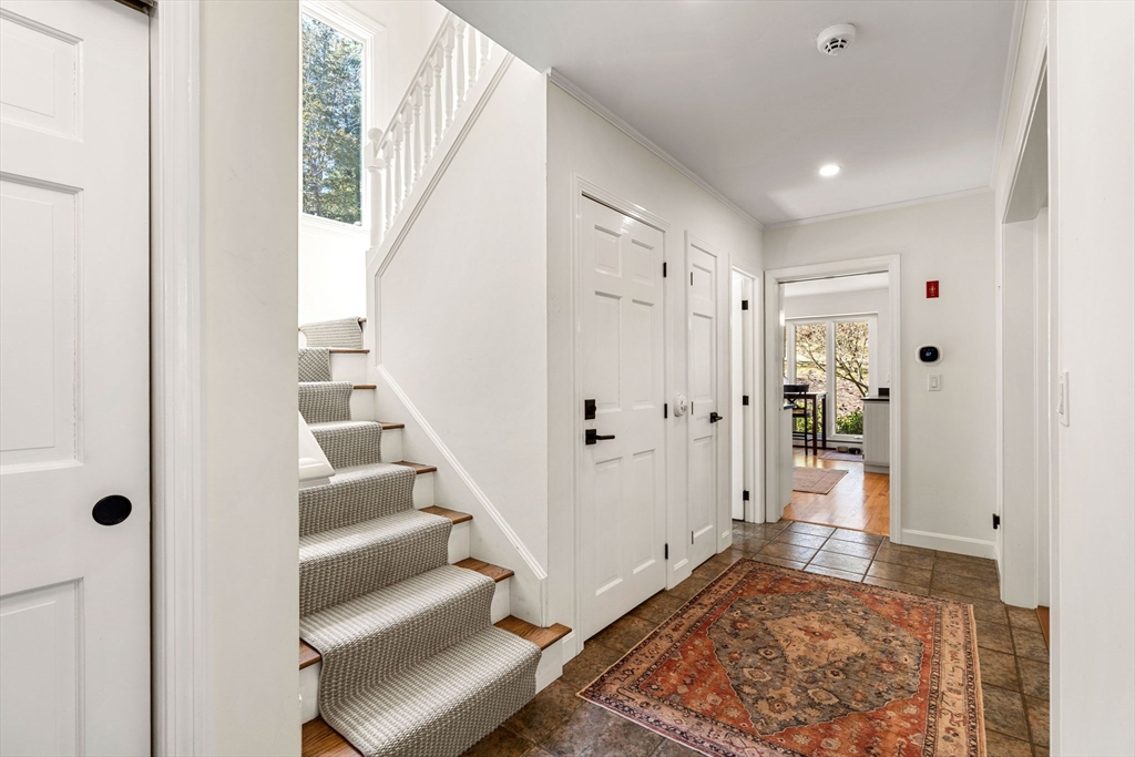 16 Beaver Pond Road Beverly, MA 01915 - Photo 3 of 32