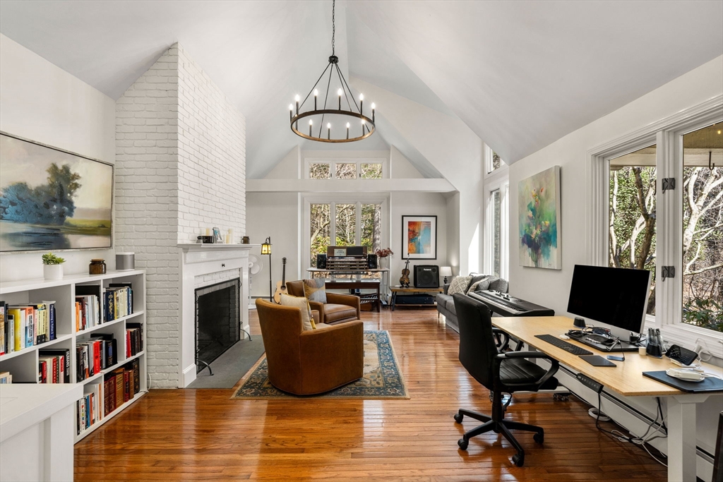 16 Beaver Pond Road Beverly, MA 01915 - Photo 5 of 32