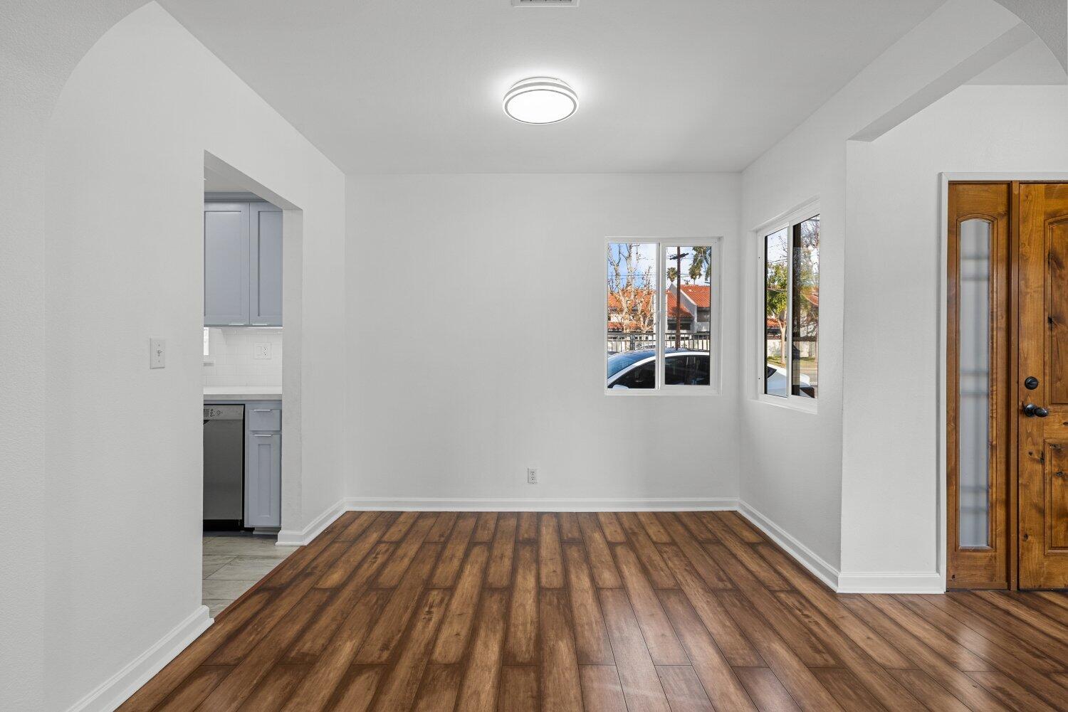 20644 Roscoe Boulevard Winnetka, CA 91306 - Photo 7 of 34 07-RoscoeBlvd-388aaea9ce