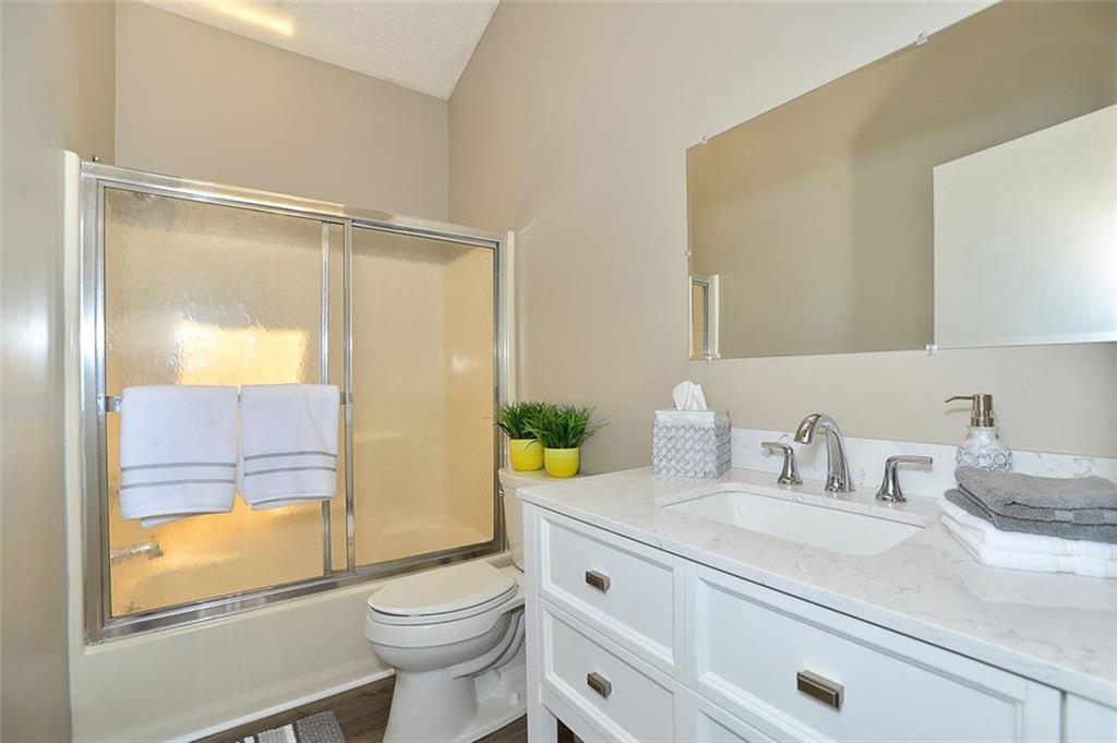 50 West Bruceton Road Pittsburgh, PA 15236 - Photo 18 of 25 Gallery Image 18