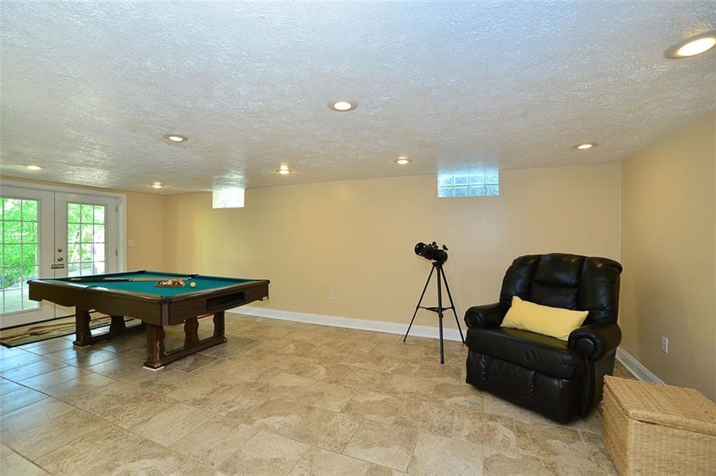 50 West Bruceton Road Pittsburgh, PA 15236 - Photo 19 of 25 Gallery Image 19