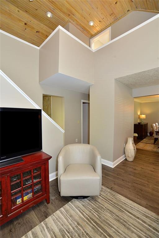 50 West Bruceton Road Pittsburgh, PA 15236 - Photo 4 of 25 Gallery Image 4