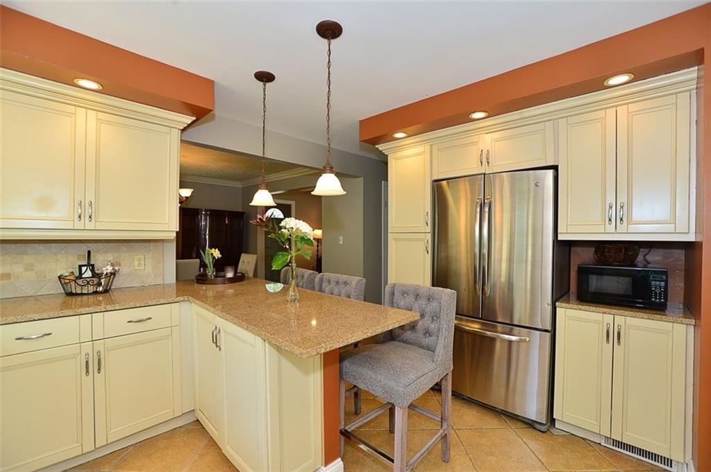 50 West Bruceton Road Pittsburgh, PA 15236 - Photo 9 of 25 Gallery Image 9
