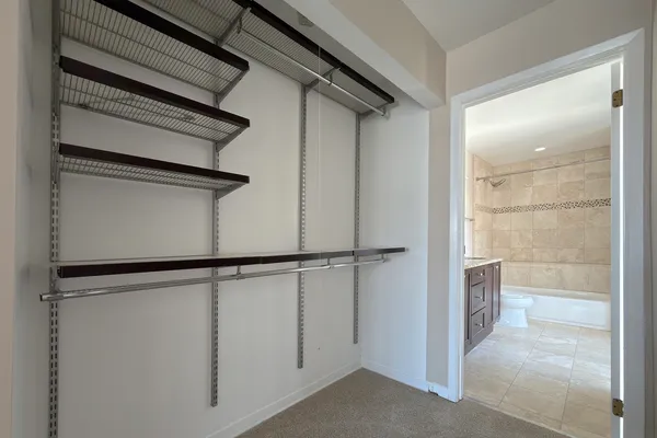 $339,000 | 424 Le Parc Circle, Buffalo Grove, IL 60089