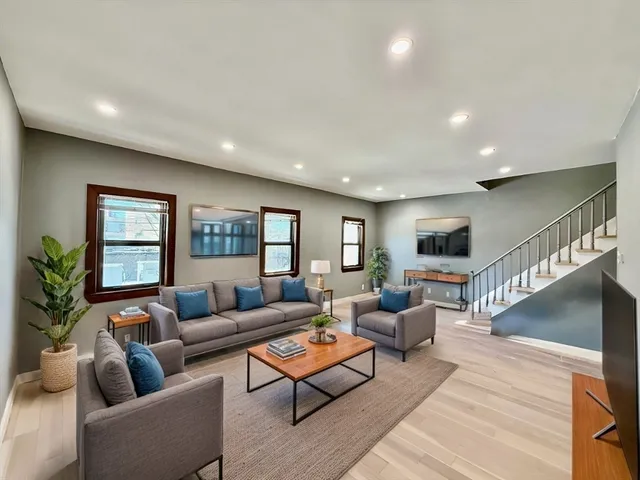 $3,350 | 15 Berwick Street, Unit 15, Melrose, MA 02176