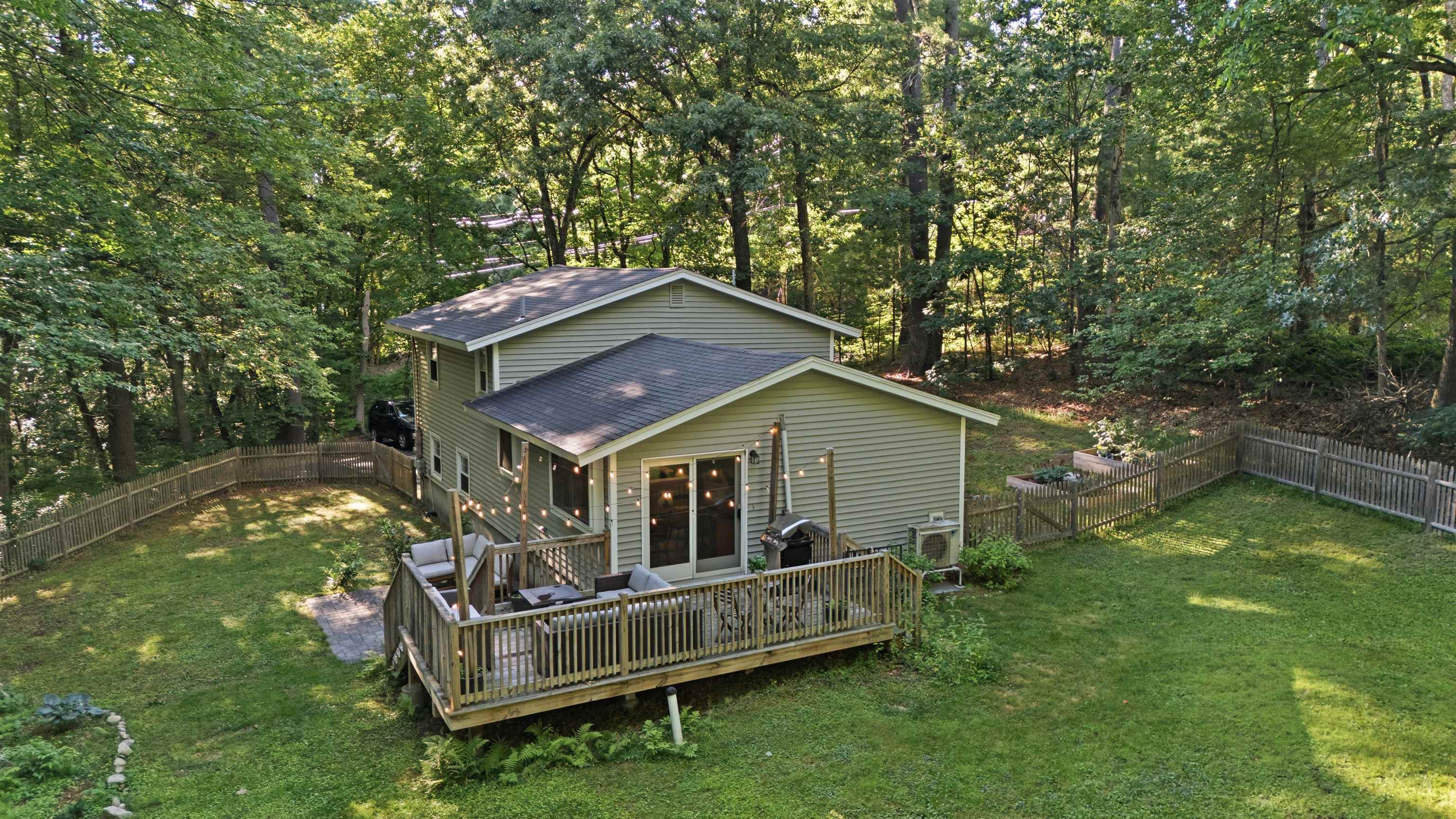 65 Londonderry Road Windham, NH 03087 - Photo 2 of 34
