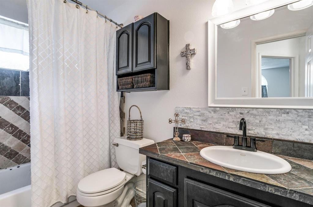 528 Halifax Lane Coppell, TX 75019 - Photo 8 of 11