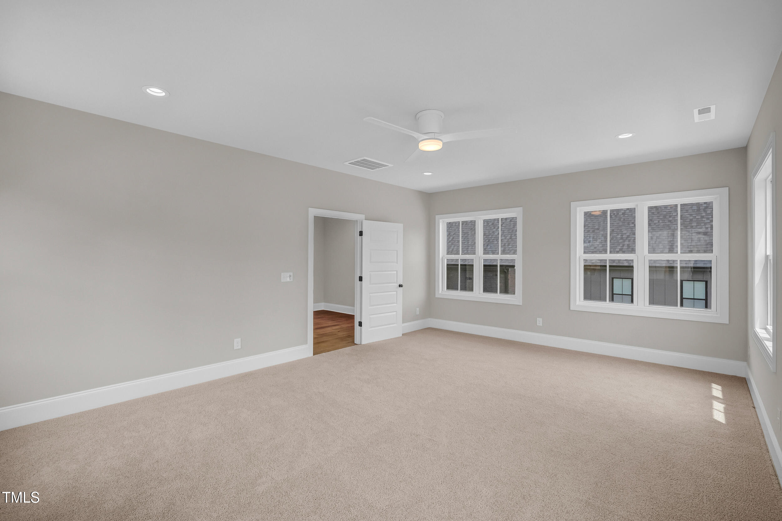 12912 Grey Willow Drive Raleigh, NC 27613 - Photo 34 of 49 28_12912willowgreydr-interior-24